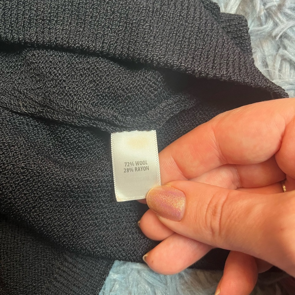 St. John Collection Black Wool Shell Top Size Xl - image 6